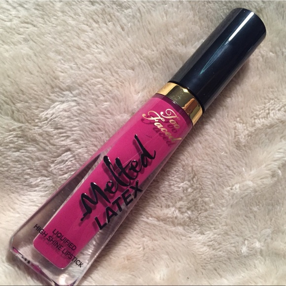 Too Faced Melted Latex Liquified Lipstick 👄 - Picture 3 of 5